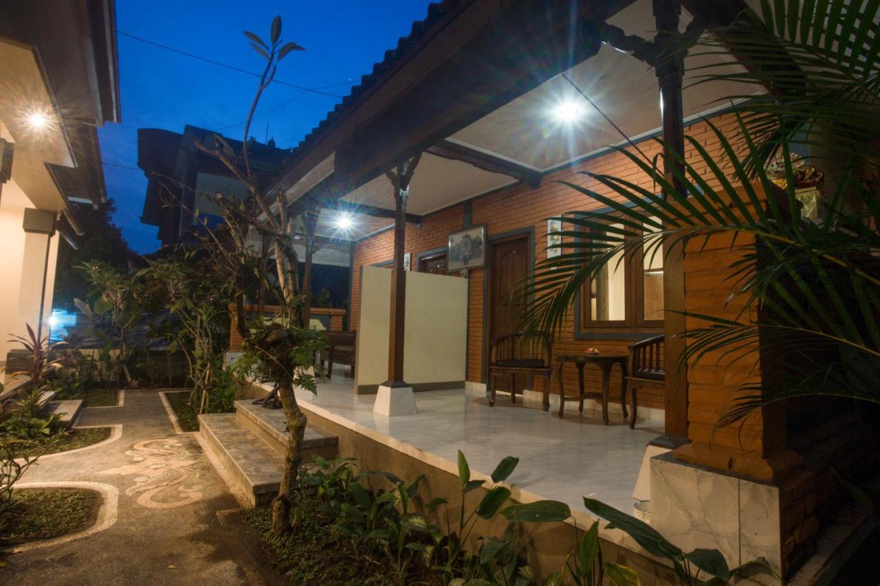 Monka House 호텔 우붓 외부 사진